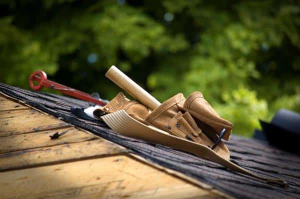 Roof-Repair-for-the-Dangers-of-Missing-Shingles