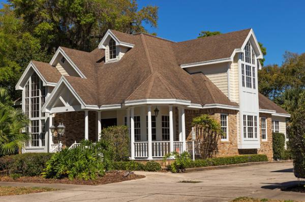 arvada-roofing-team-explains-how-to-pick-the-right-color-roof-for-your-home