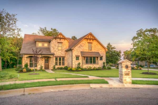 https://arvadaroofingcompanies.com/wp-content/uploads/2024/03/keep-your-roof-in-good-shape-with-this-summer-maintenance-checklist-from-your-arvada-roofers.jpeg