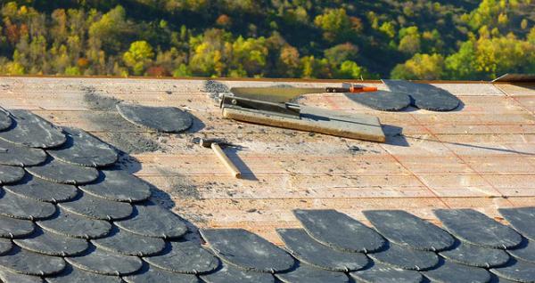 roofing-1808936_640