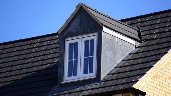 window-1800575_640
